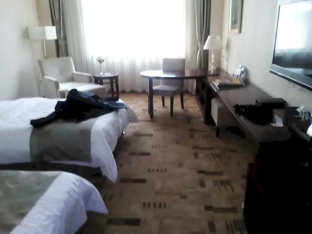 Чжанцзякоу: Lidu Business Hotel