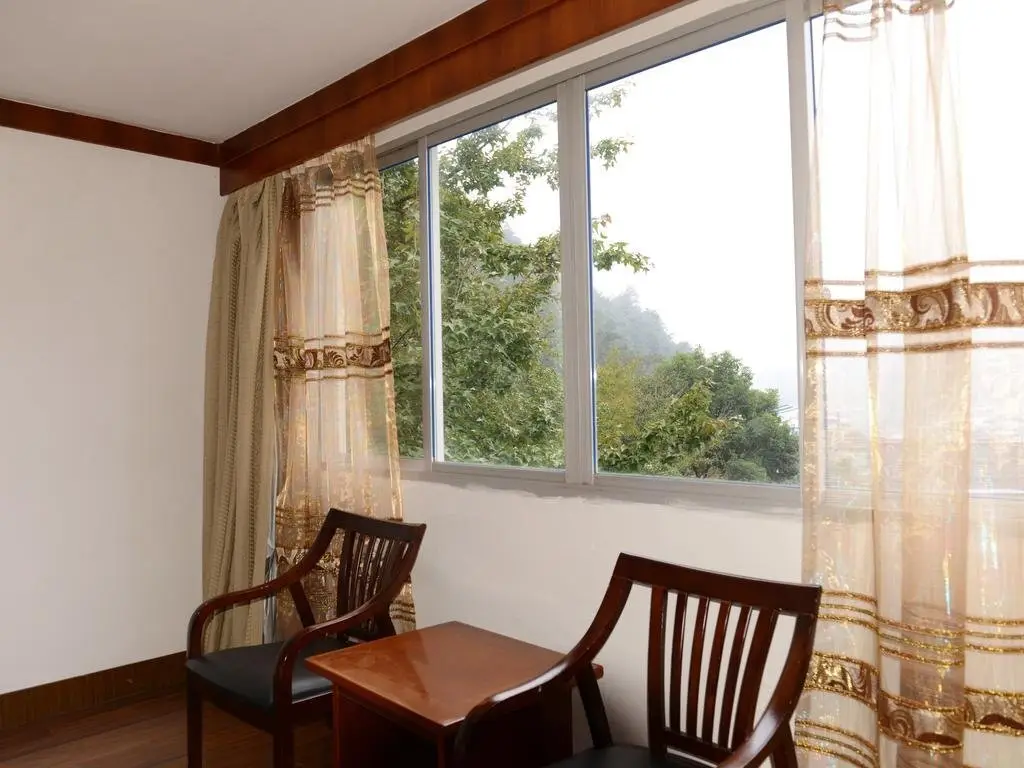 Вэньчжоу: Yandangshan Lelaixi Hotel(雁荡山乐来喜宾馆)