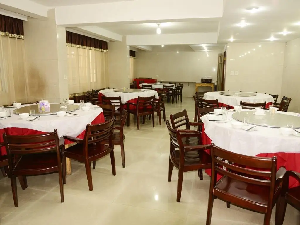 Вэньчжоу: Yandangshan Lelaixi Hotel(雁荡山乐来喜宾馆)