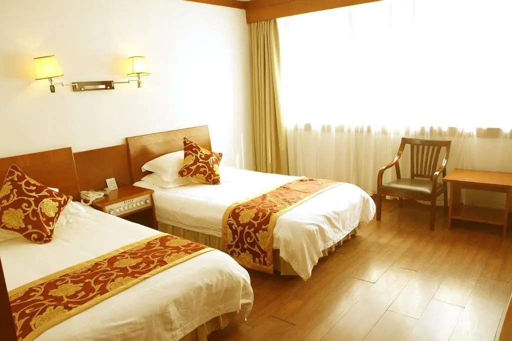 Вэньчжоу: Yandangshan Lelaixi Hotel(雁荡山乐来喜宾馆)