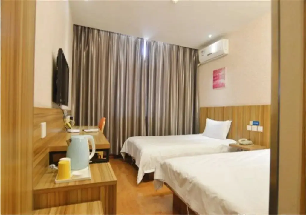 Шицзячжуан: Eaka 365 Hotel Yuanshi Panlong Road Branch