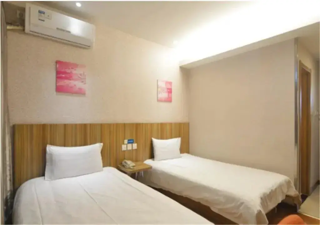 Шицзячжуан: Eaka 365 Hotel Yuanshi Panlong Road Branch