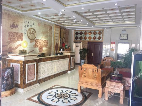 Чжанъе: Minle Tianyu Business Hotel