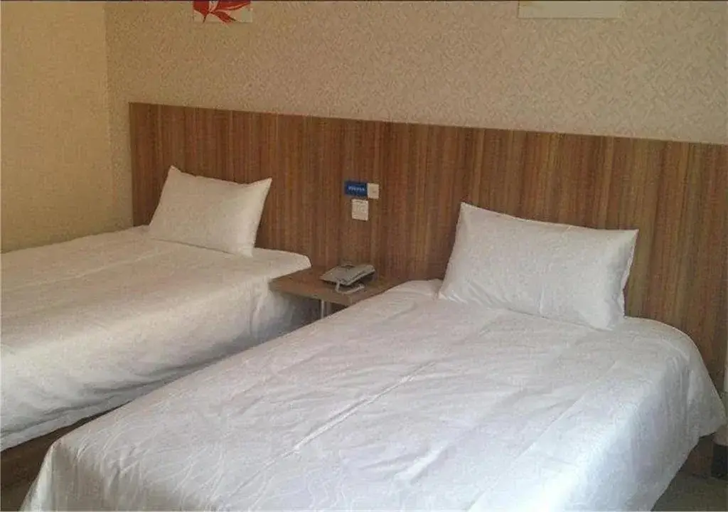 Шицзячжуан: Eaka 365 Hotel Luquan Xiangyang Road Branch