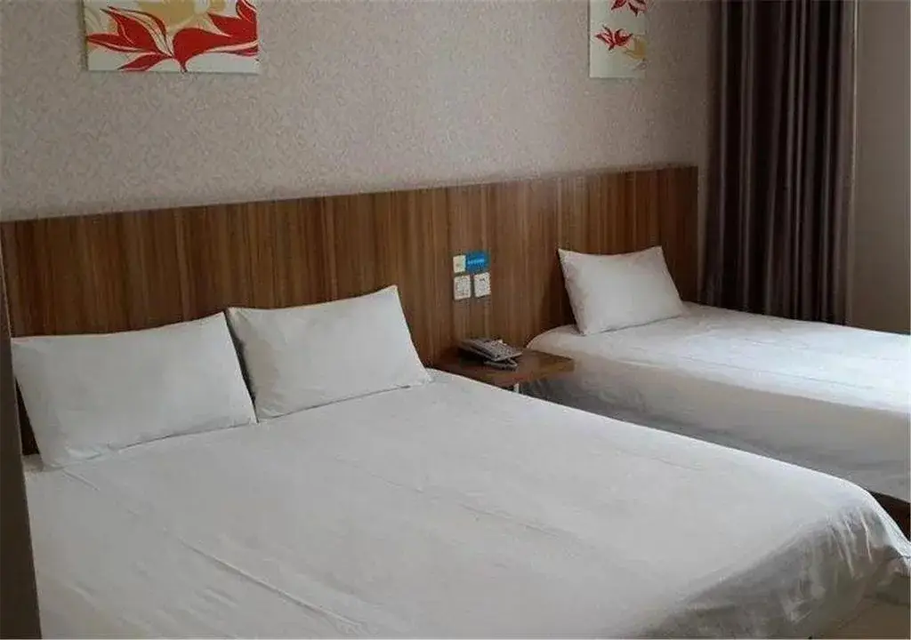 Шицзячжуан: Eaka 365 Hotel Luquan Xiangyang Road Branch