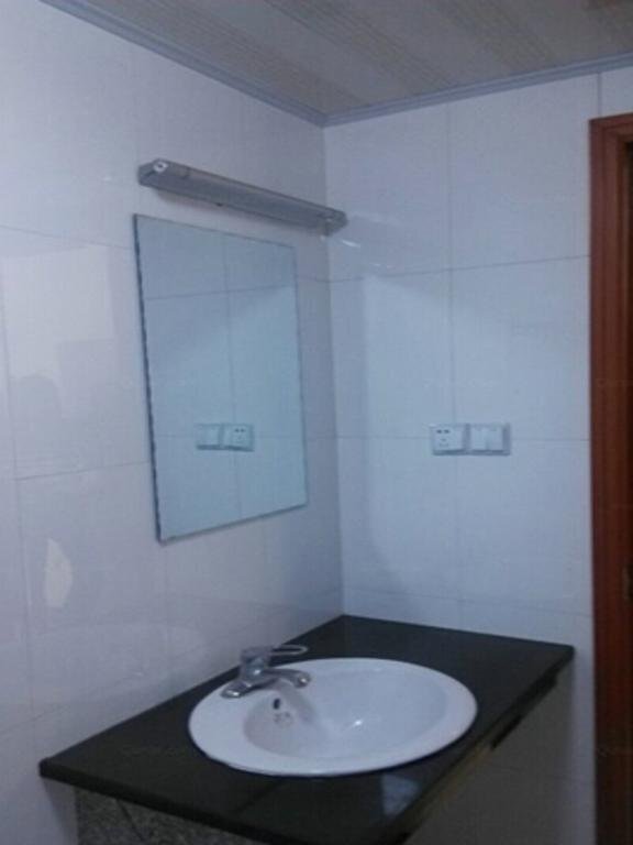 Чичжоу: Chengxin Hotel