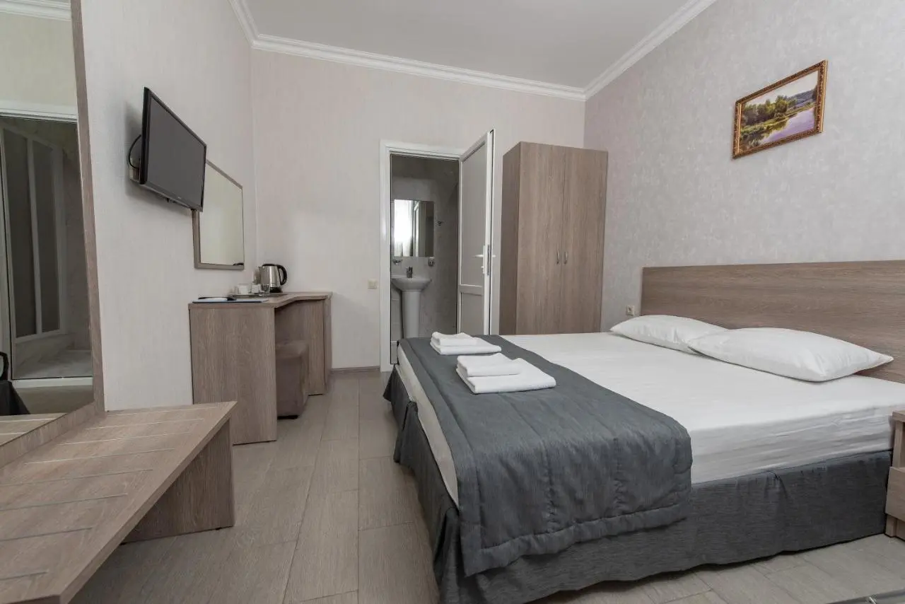 Красная Поляна: Guest House Atlant