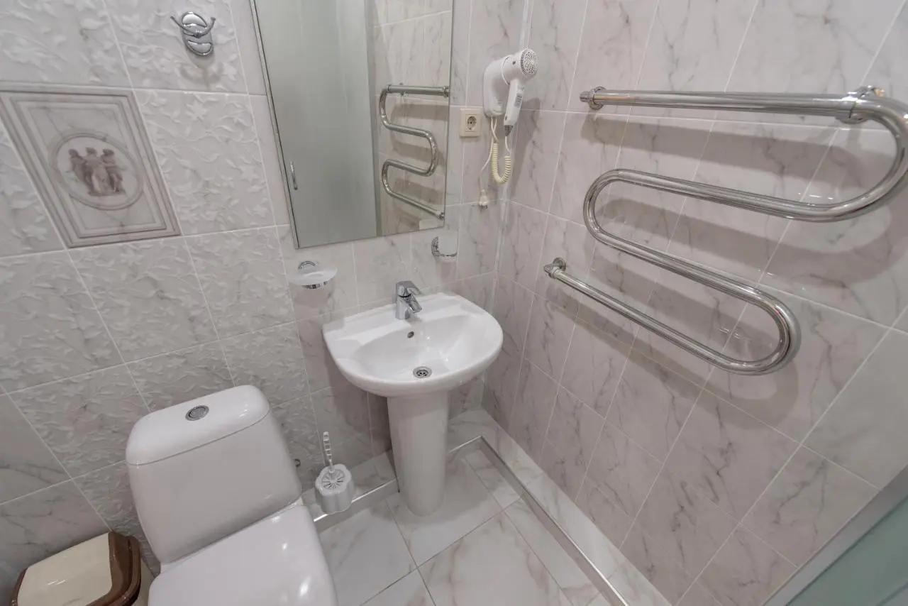 Красная Поляна: Guest House Atlant