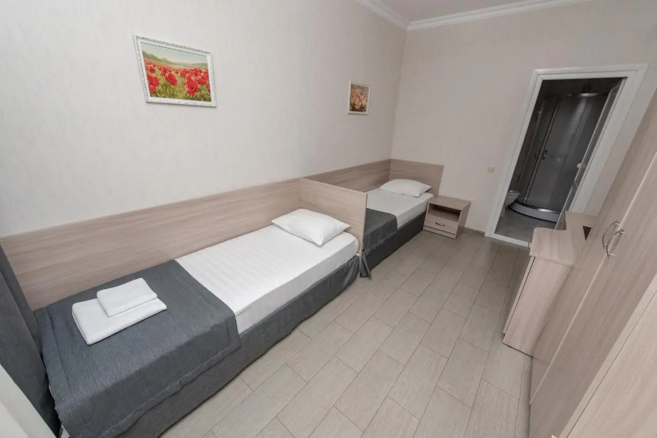 Красная Поляна: Guest House Atlant