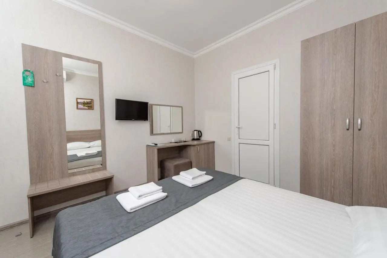 Красная Поляна: Guest House Atlant