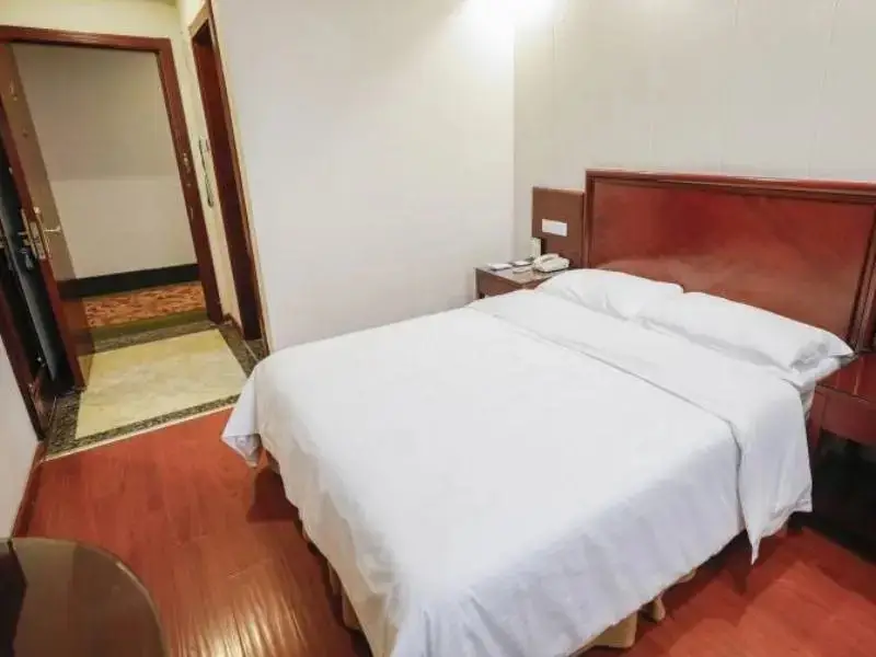 Хэфэй: GreenTree Inn Hefei Railway Station Baima Phase III Baowen Business Building Express Hotel