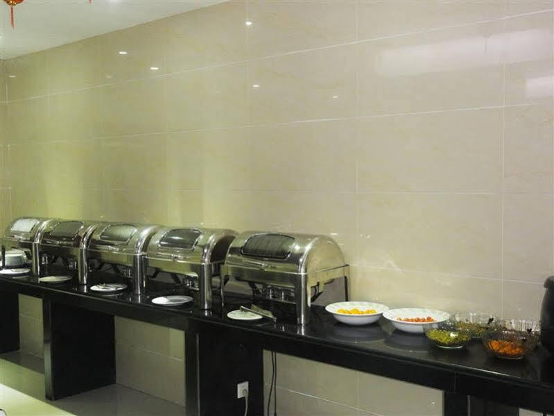 Хэфэй: GreenTree Inn Hefei Baohe District West Wuhu Road Jinzhai Road Express Hotel