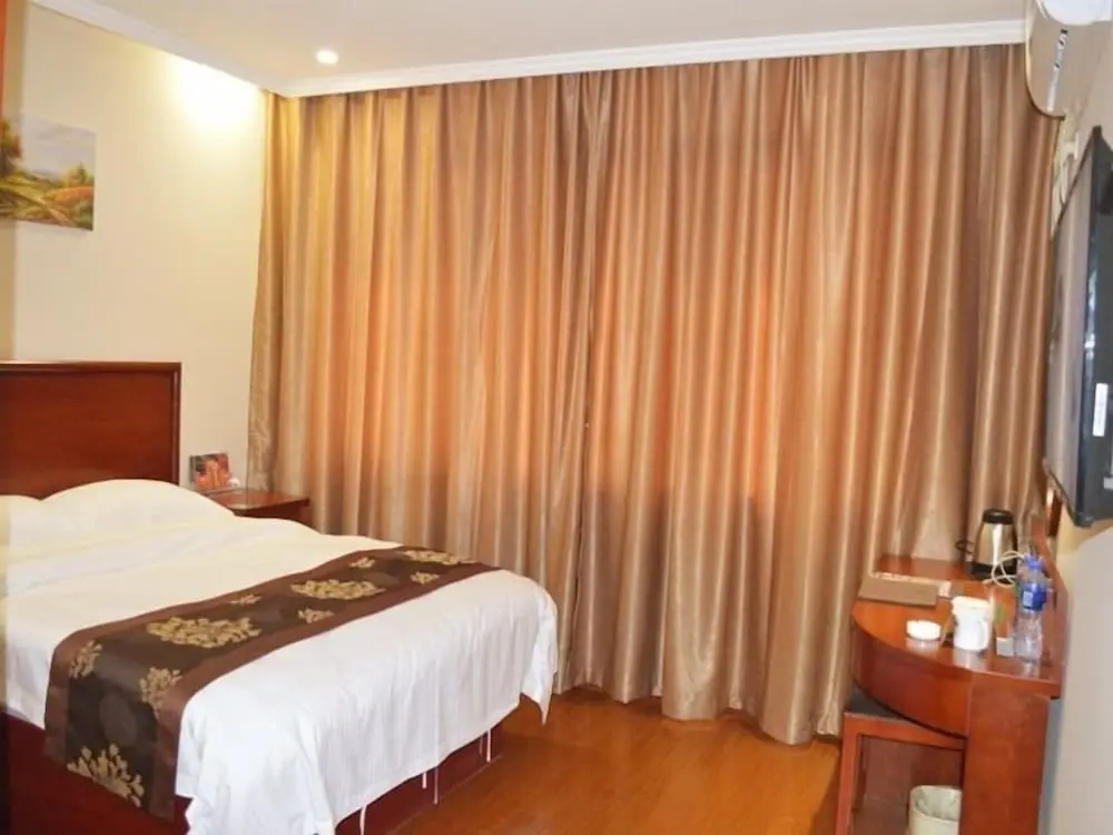 GreenTree Inn HeFei FeiDong County GuiWang Road LuZhou Medical School Hotel — фото 1
