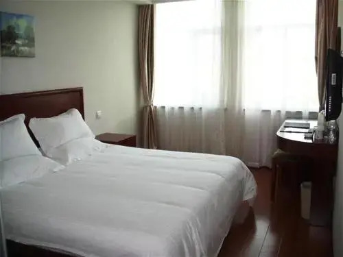 Нинбо: GreenTree Inn Zhejiang Ningbo Zhongxing Jiangnan Road Business Hotel