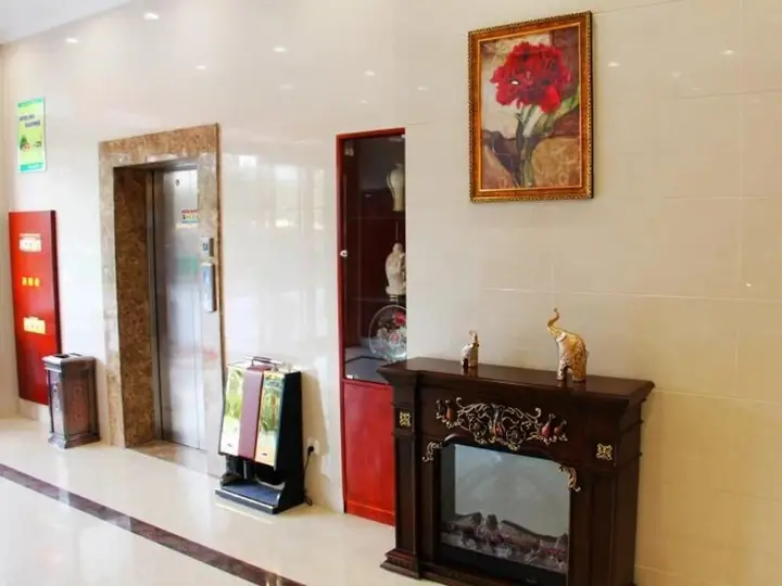 Цзясинь: GreenTree Inn Jiaxing ZhongHuan South Road Zhonggang City Express Hotel