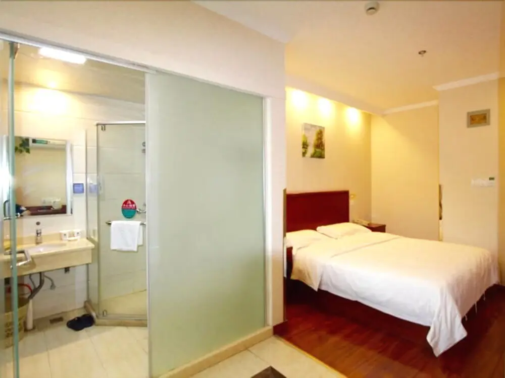 Цзясинь: GreenTree Inn Jiaxing ZhongHuan South Road Zhonggang City Express Hotel