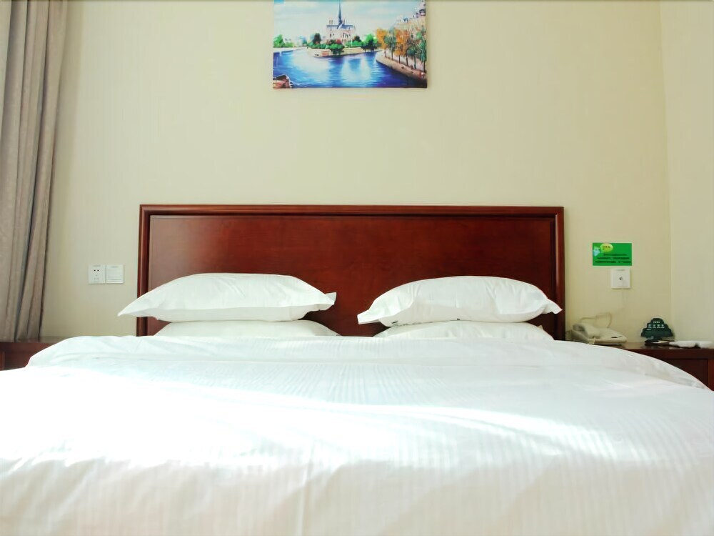 Цзясинь: GreenTree Inn Jiaxing ZhongHuan South Road Zhonggang City Express Hotel