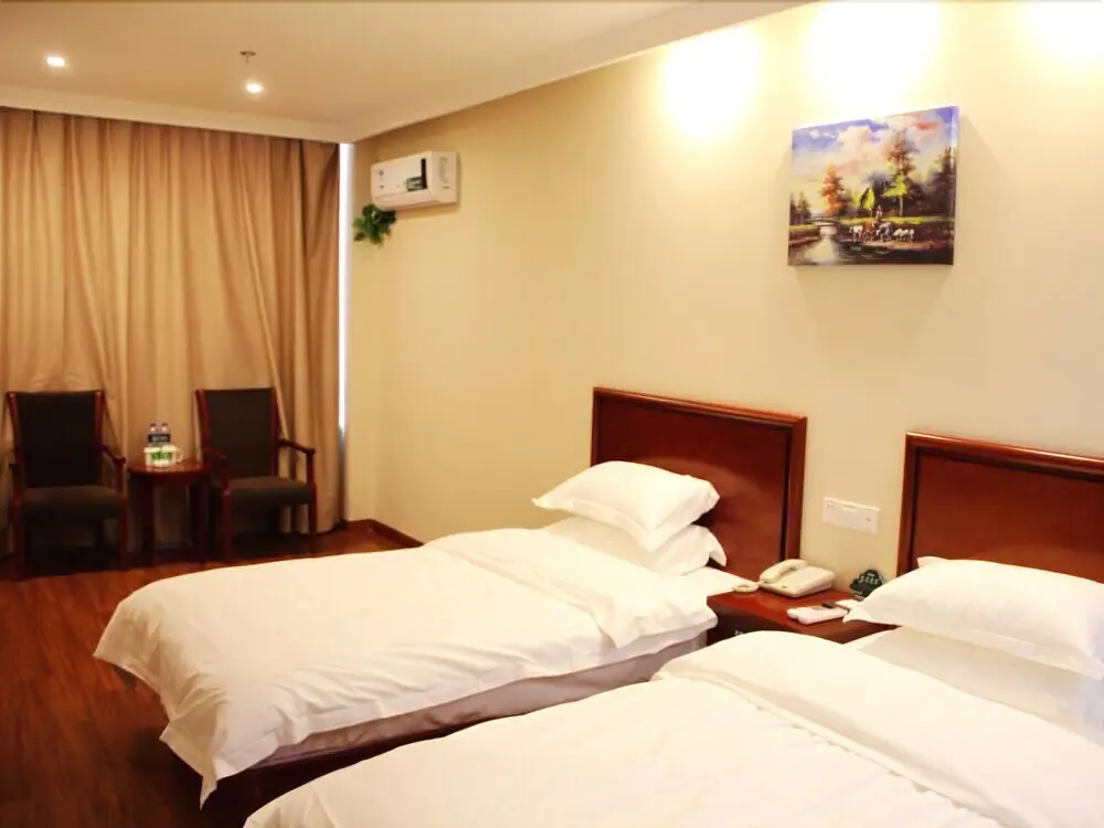 Цзясинь: GreenTree Inn Jiaxing ZhongHuan South Road Zhonggang City Express Hotel