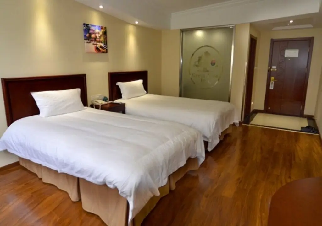 Хэфэй: GreenTree Inn Hefei Guichi Road Express Hotel