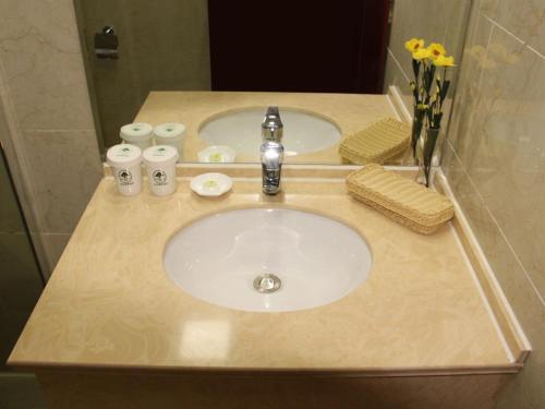 Сюйчжоу: GreenTree Inn Jiangsu Xuzhou Jinshan Bridge Building Jinqiao Road Express Hotel