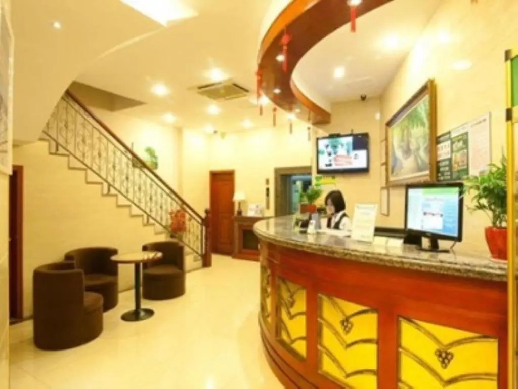 Янчжоу: GreenTree Alliance Yangzhou Yangtze River Middle Road Jingyi Hotel