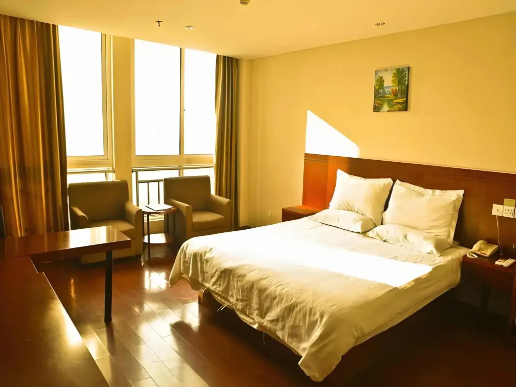Тайчжоу: GreenTree Inn Taizhou Xinghua Wuyue Square
