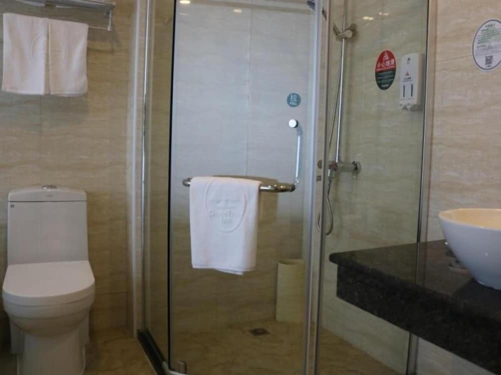 Тайчжоу: GreenTree Inn Taizhou Xinghua Wuyue Square