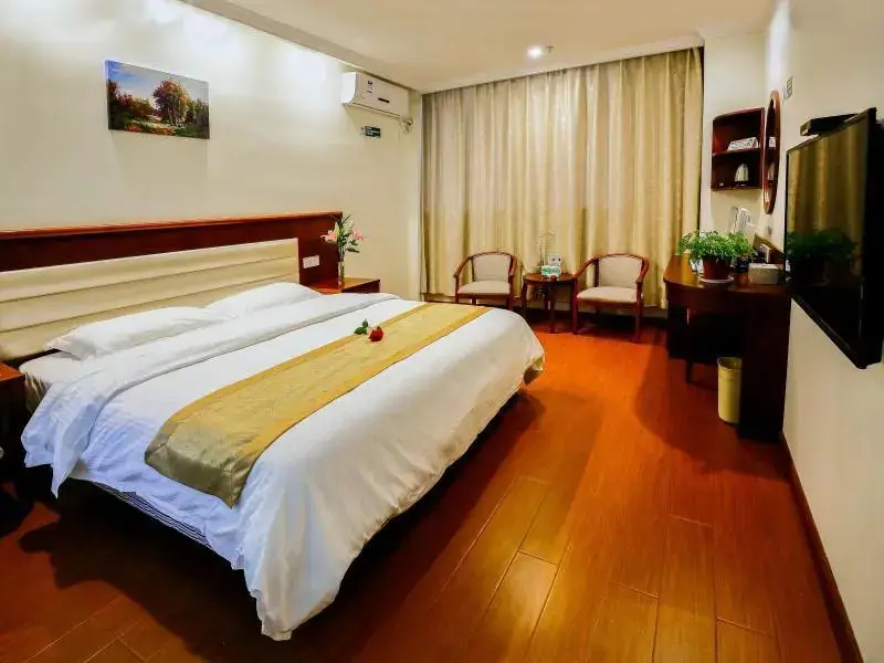Чанчжоу: GreenTree Inn JiangSu ChangZhou LiYang TianMu Lake Avenue TaiGang(W) Road Business Hotel