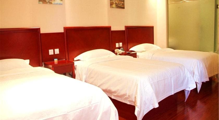 Цзинань: GreenTree Inn ShanDong JiNan East WenHua Road Taishan Technology Mansion Express Hotel