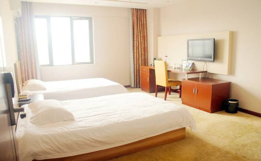 Тайчжоу: GreenTree Inn JiangSu TaiZhou YingChun W) Road Walking Street Express Hotel