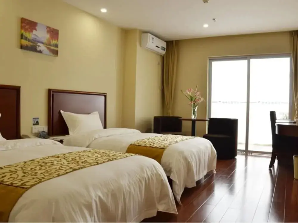 Тайчжоу: GreenTree Inn TaiZhou JingJiang RenMin S Road ZhongXu Road Business Ho
