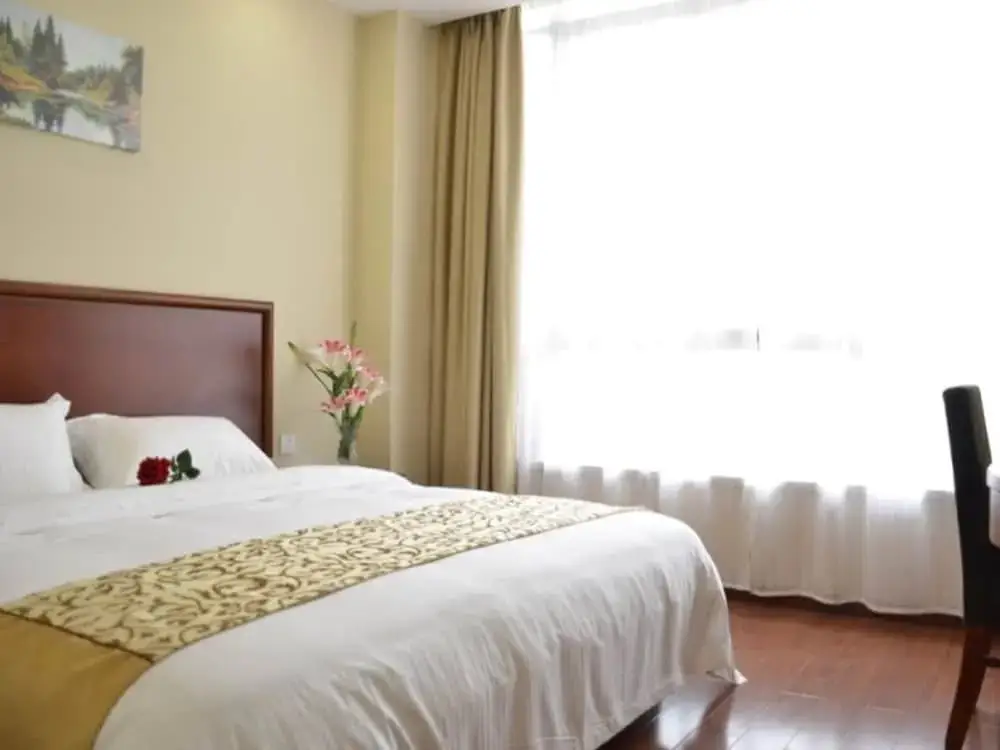 Тайчжоу: GreenTree Inn TaiZhou JingJiang RenMin S Road ZhongXu Road Business Ho