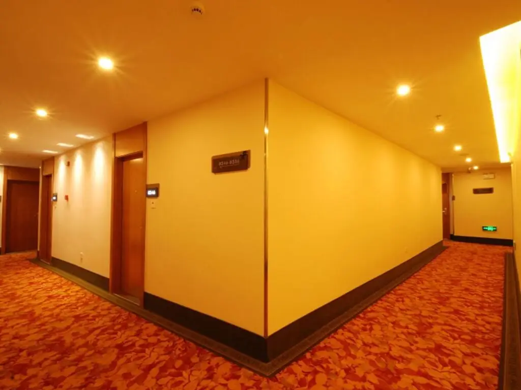 Тайчжоу: GreenTree Inn TaiZhou JingJiang ZhongZhou Road Sunshine International Business Hotel