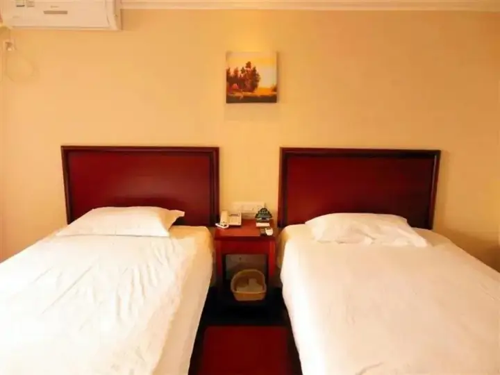 Наньчан: Greentree Inn Nanchang Railway Station Luoyang Roa