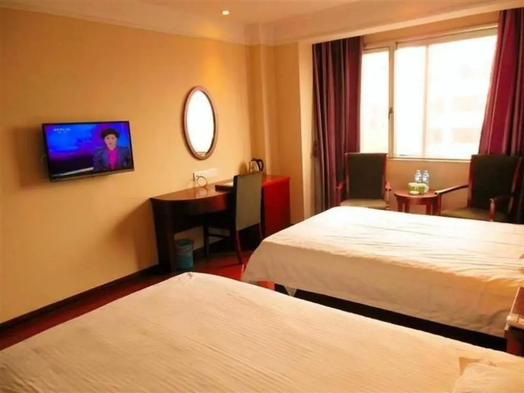 Наньчан: Greentree Inn Nanchang Railway Station Luoyang Roa
