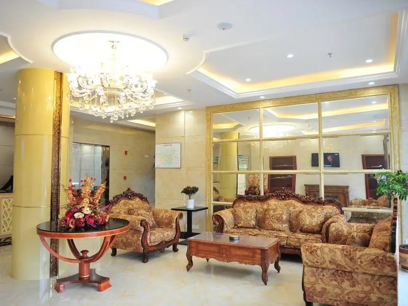 Наньчан: GreenTree Inn ZhanQian (W) Business Hotel
