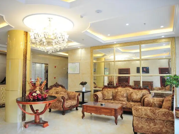 Наньчан: GreenTree Inn ZhanQian (W) Business Hotel