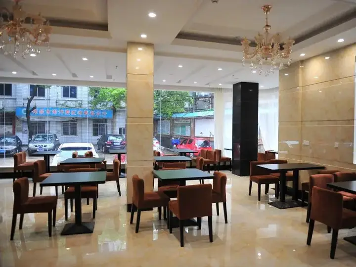Наньчан: GreenTree Inn ZhanQian (W) Business Hotel