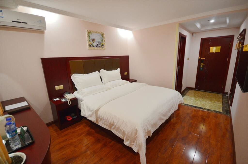Шэньчжэнь: GreenTree Alliance Shenzhen Huanan Town Xidamen Hotel