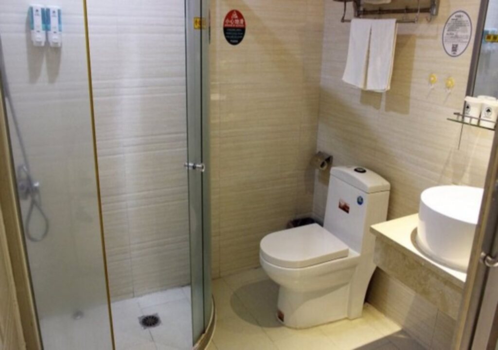 Шэньчжэнь: Greentree Inn Longhua Bus Station Shell Hotel