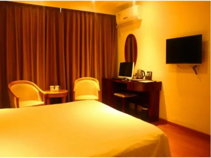 Шэньчжэнь: Greentree Inn Longhua Bus Station Shell Hotel