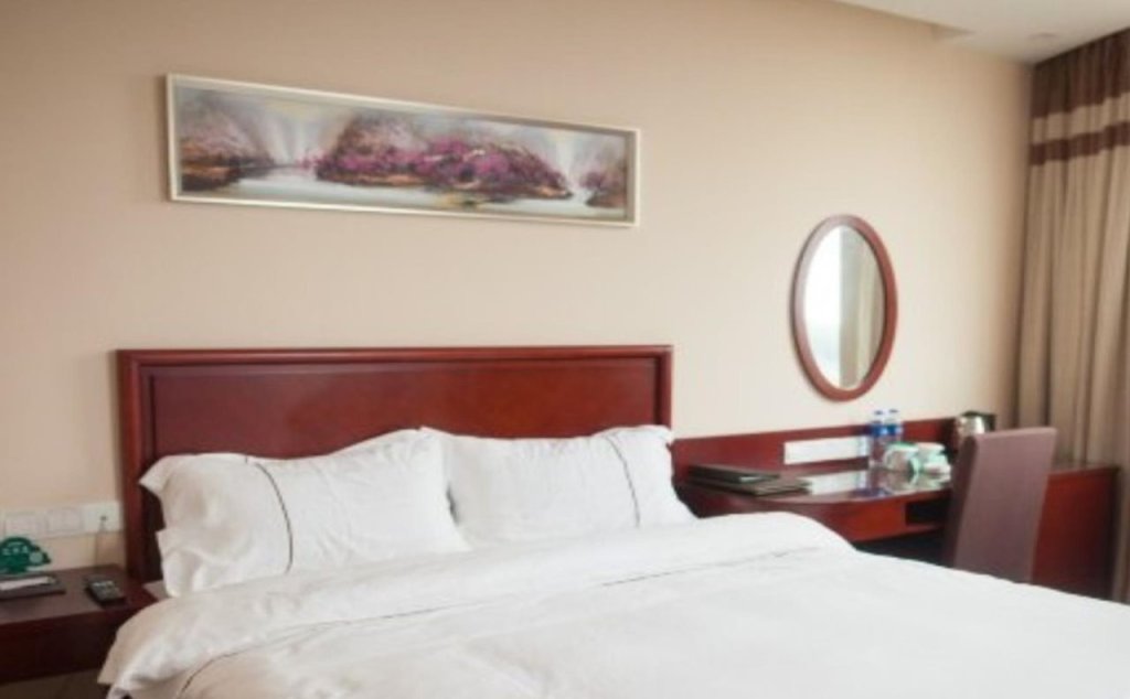 Уси: GreenTree Inn Jiangsu Wuxi New District High Speed Rail Station Newland Family Express Hotel