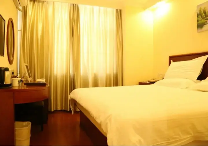 Пекин: GreenTree Inn Beijing Headquarters Base Express Hotel