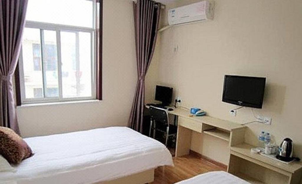 Чжанъе: Yinhai Express Inn
