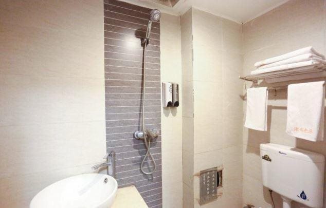 Мяньян: Mianyang Le Gang Yi Jia Business Inn