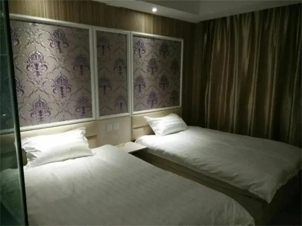 Zhongxiang Mingdu Hotel — фото 1