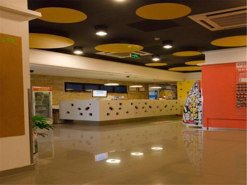 Цзясинь: Pod Inn Jiaxiang Zhongshan East Road Branch