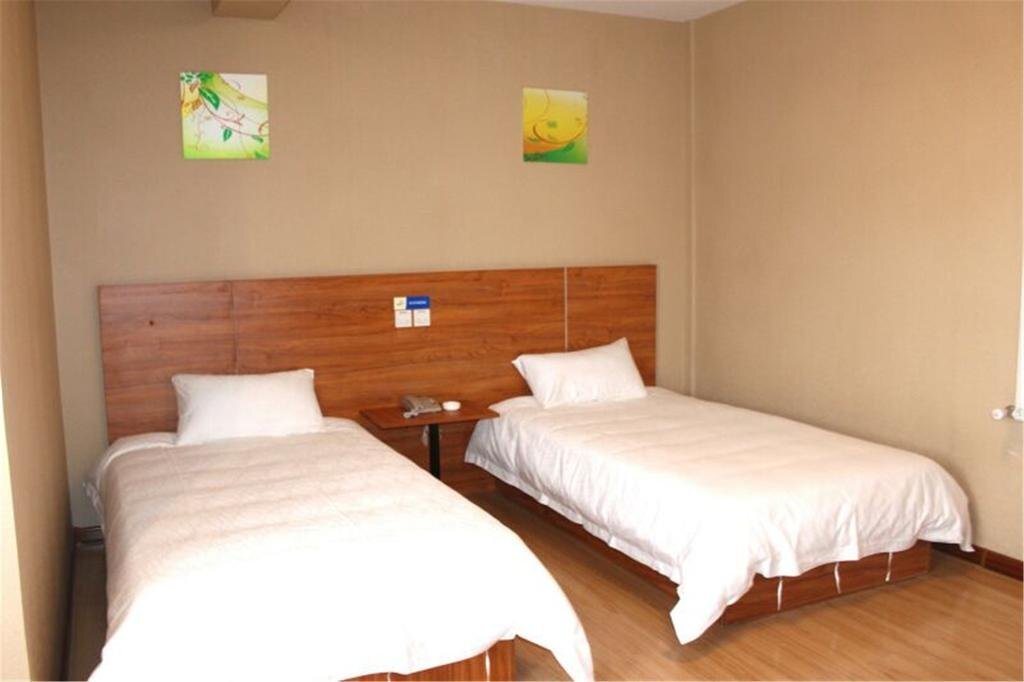 Таншань: Eaka 365 Hotel Tangshan Fuxing Road Branch
