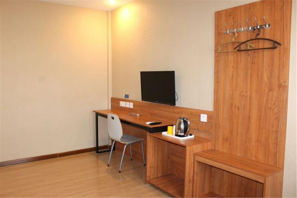 Таншань: Eaka 365 Hotel Tangshan Fuxing Road Branch