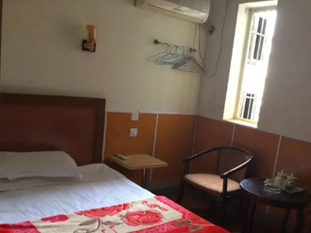 Цзясинь: Tongluowan Hotel